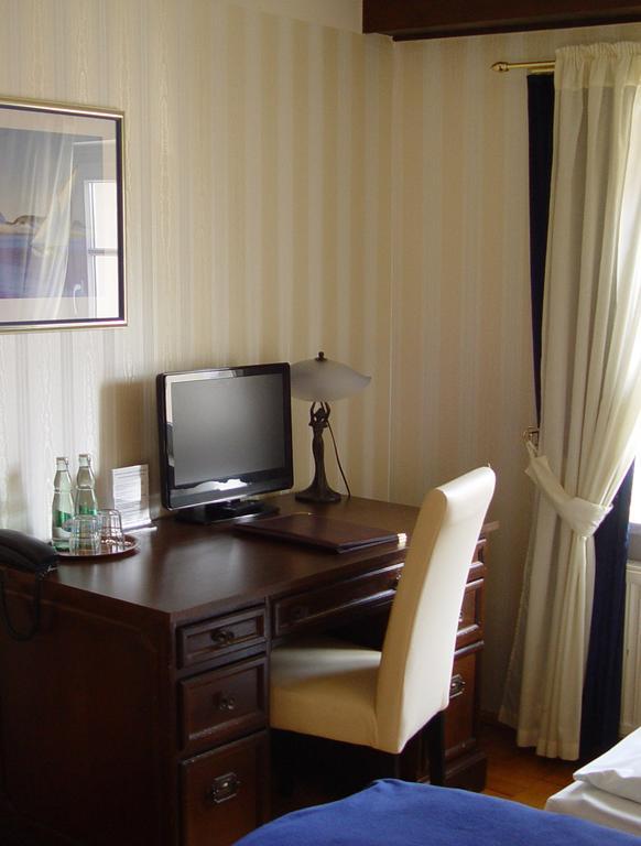 Hotel Altes Hafenhaus Rostock Zewnętrze zdjęcie